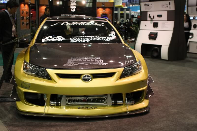 www.PASMag.com – CES, LV 2011 – tC